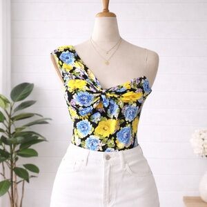 🎅 3/$15 SALE Zara Asymmetrical Blue and Yellow Floral Bodysuit Top NWOT Medium